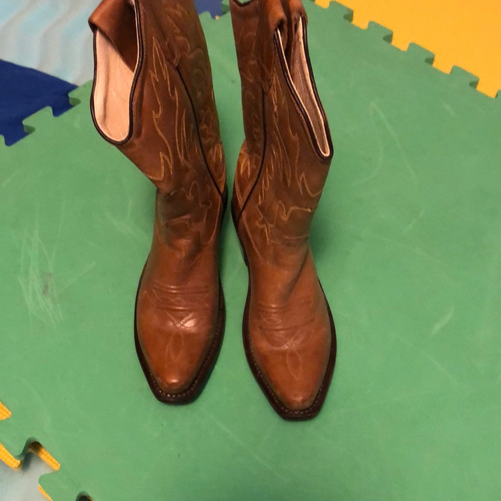 Girl cowgirl boots